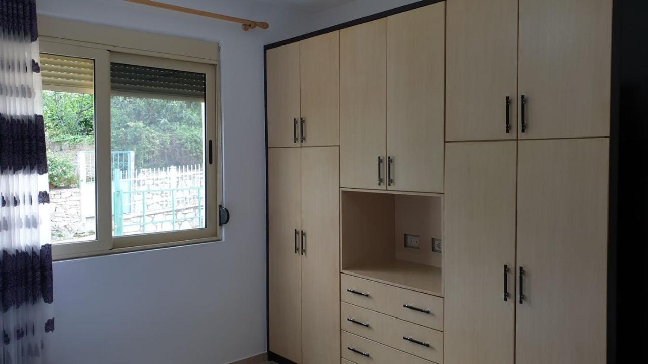 Vila Noga Borsh Exterior foto